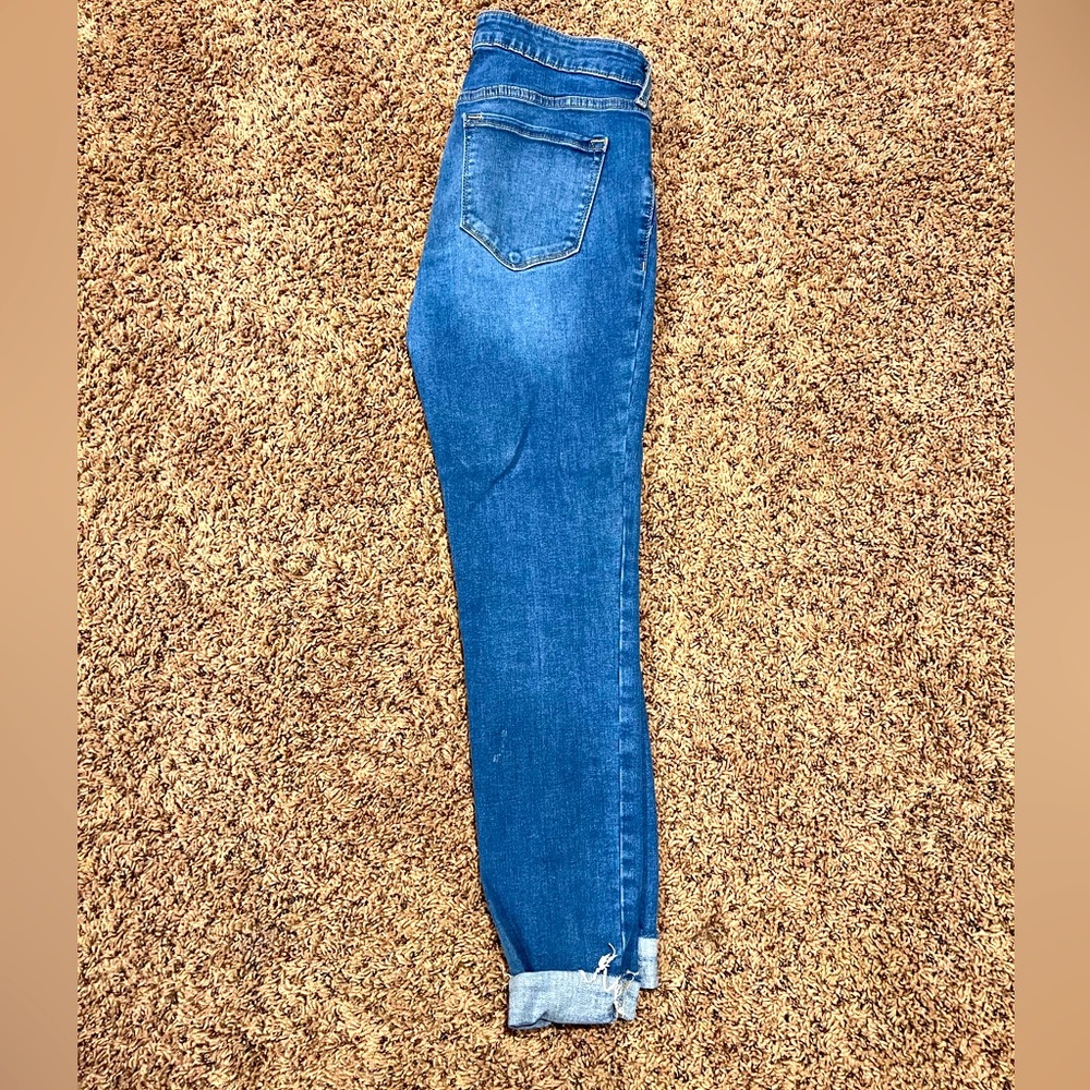 Old Navy Rockstar Slim Highwasited jeans Sz6